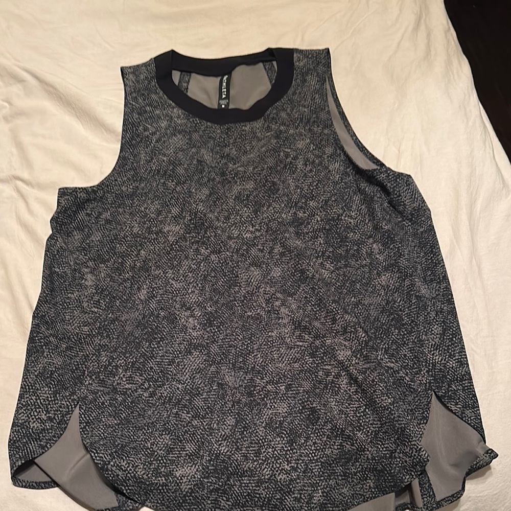 Athleta Chic Black and Gray Sleeveless Top
